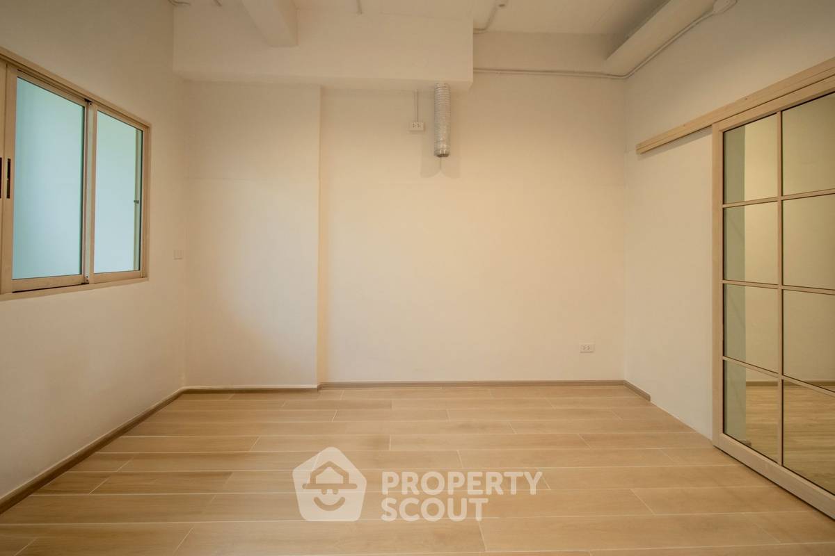 รูป ทาวน์เฮ้าส์ 3-ห้องนอน ที่ หมู่บ้านสินทวีโครงการ 8 พระราม 2 ใน จอมทอง (ID 2799479) - รูปที่ 8/26