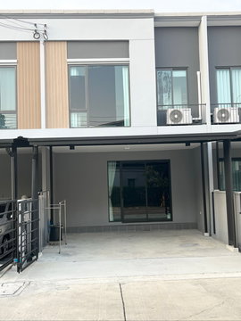 2-story townhouse for rent, Pleno Sukhumvit-Bangna 2, fully furnished and ready to move in.