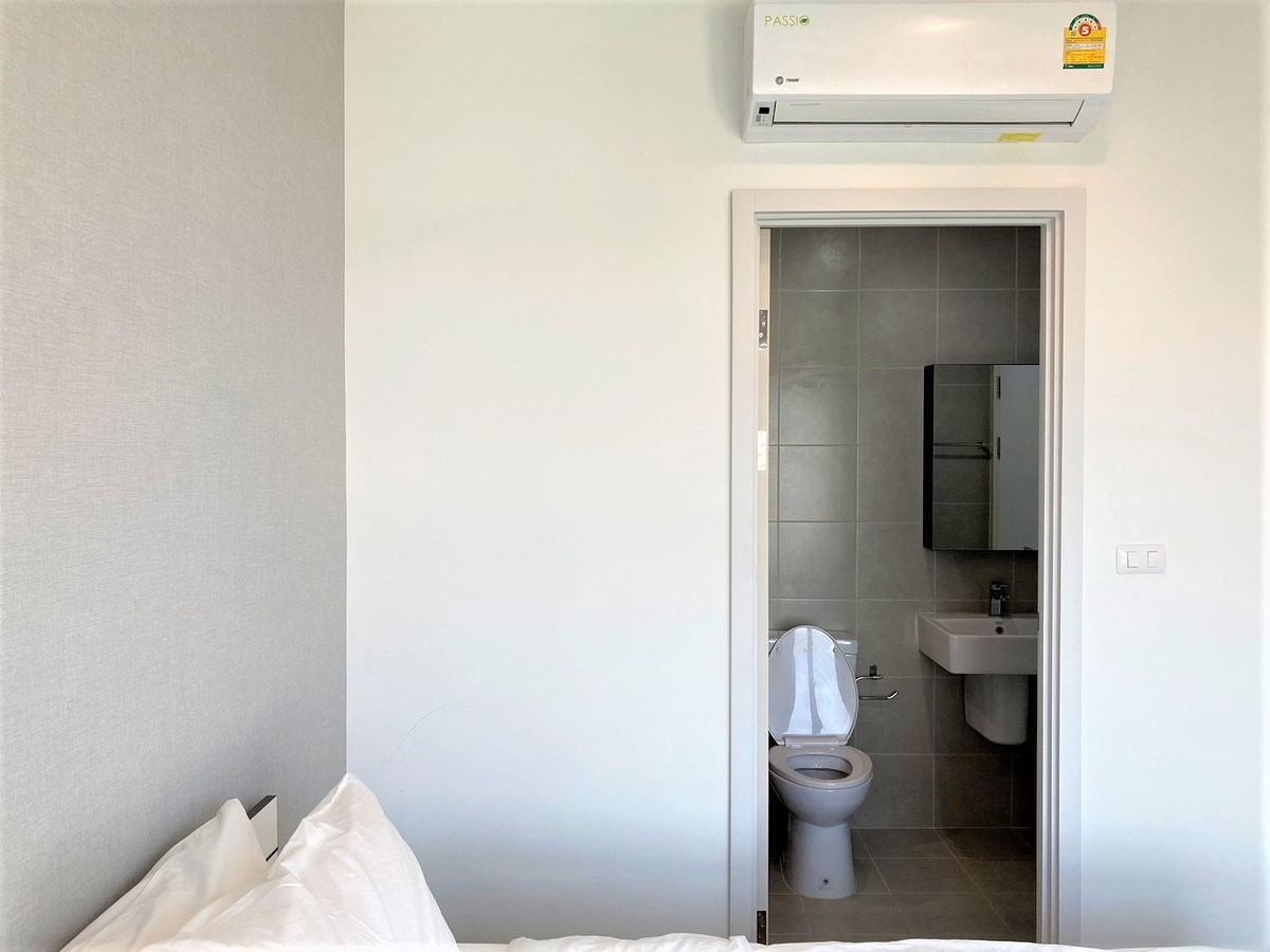 picture For Rent : The Base Phetkasem (2bed) 44.87 sq.m. 20,000 THB Tel. 0924235675 Cate - 8/10