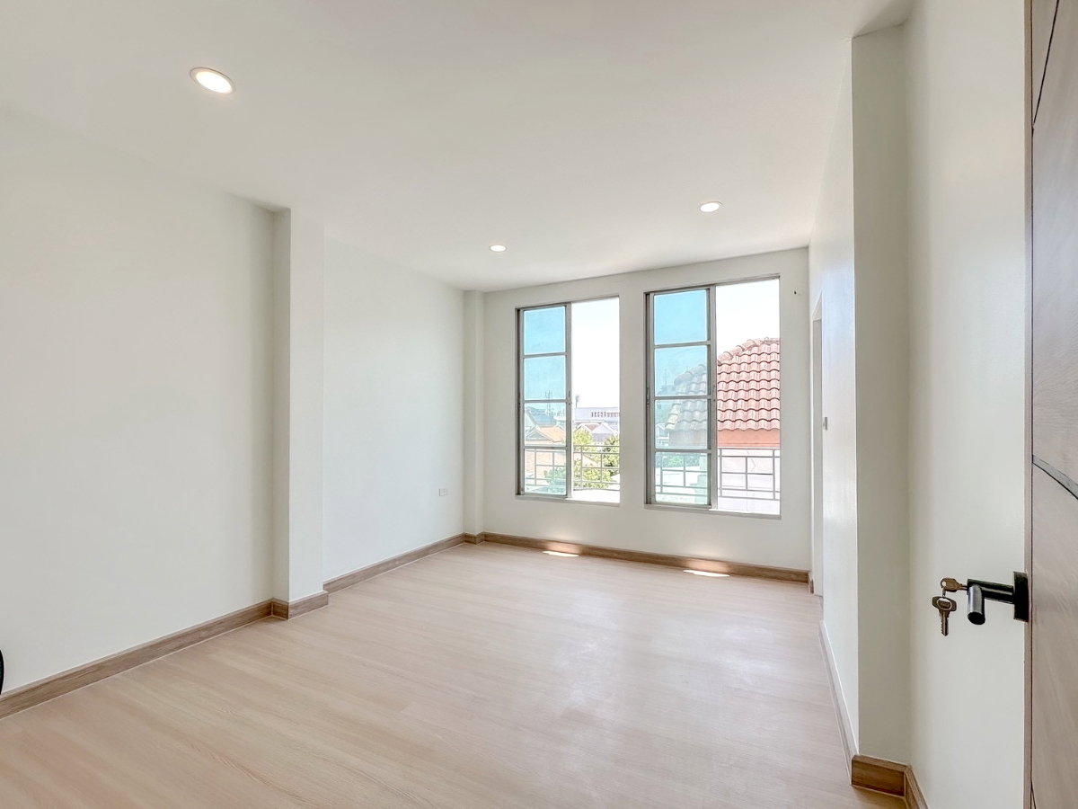 รูป H0799♚โฮมออฟฟิศ ขาย 4 ห้องนอน⚝รัชดา-ลาดพร้าว♜MRTลาดพร้าว 71∞099-5919653,065-9423251▚Line@sureresidence - รูปที่ 16/17