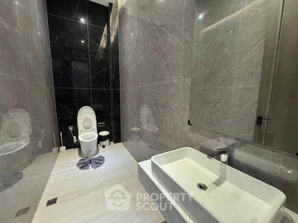 picture 6-BR House close to Pattaya South (ID 2800287) - 17/27