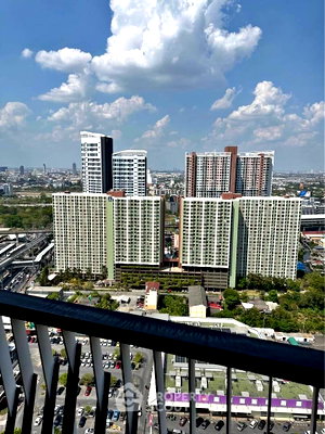 Condos for sale : 1-BR Condo at ASAKAN Place Srinagarindra near ARL Hua Mak (ID 2799889)