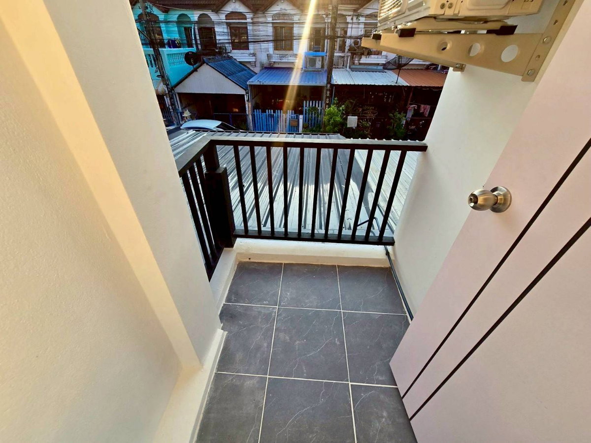 รูป ทาวน์เฮ้าส์ รีโนเวทใหม่ ทำเลดี หมู่บ้านพนาสนธิ์ 1 ถ.เลียบคลองสอง4  คลองสามวา เฟอร์นิเจอร์สวยพร้อมอยูู่ - รูปที่ 17/20