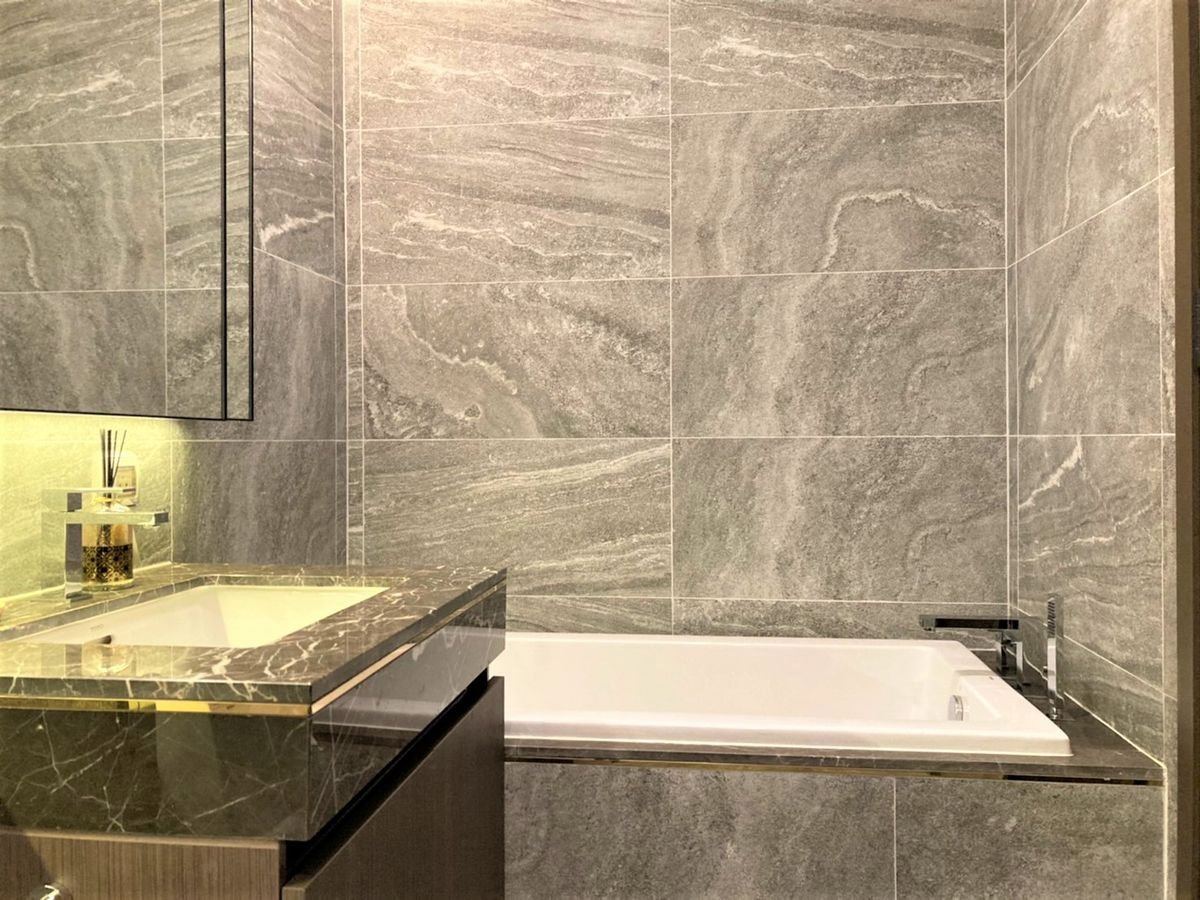 picture For Rent : The ESSE Sukhumvit 36 (1bed) 45 sq.m. 48,000 THB Tel. 0924235675 Cate - 2/14