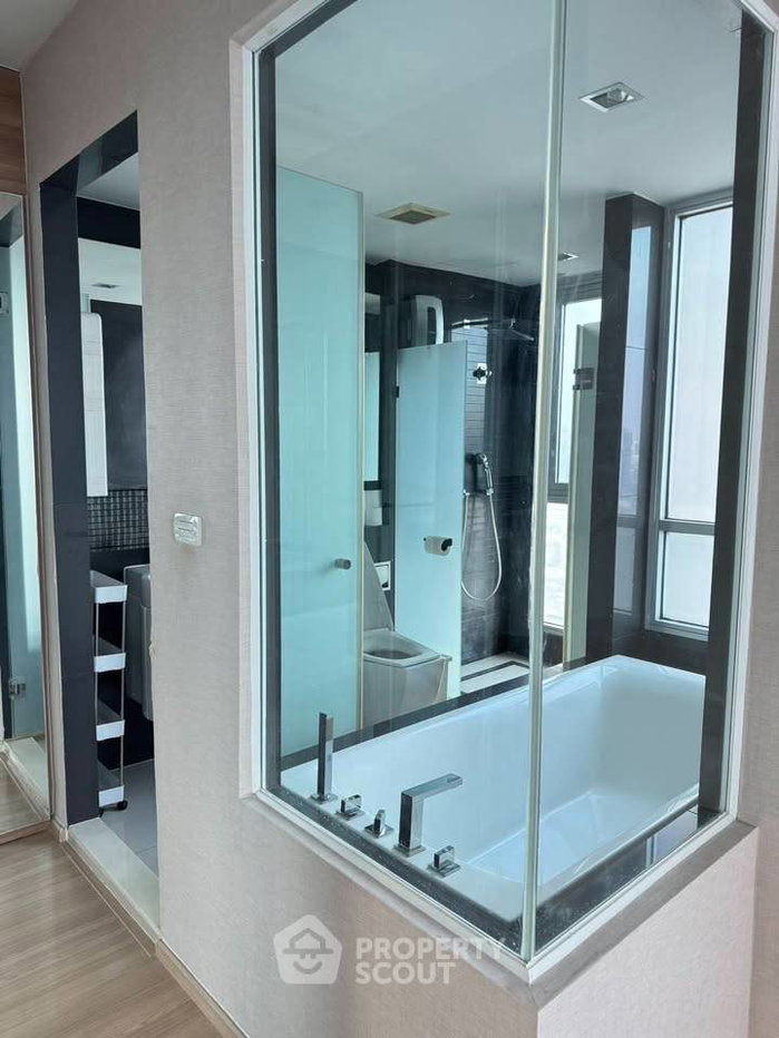 รูป คอนโด 2-ห้องนอน ที่ ริธึ่ม สาทร ใกล้ BTS สะพานตากสิน (ID 2799896) - รูปที่ 7/10