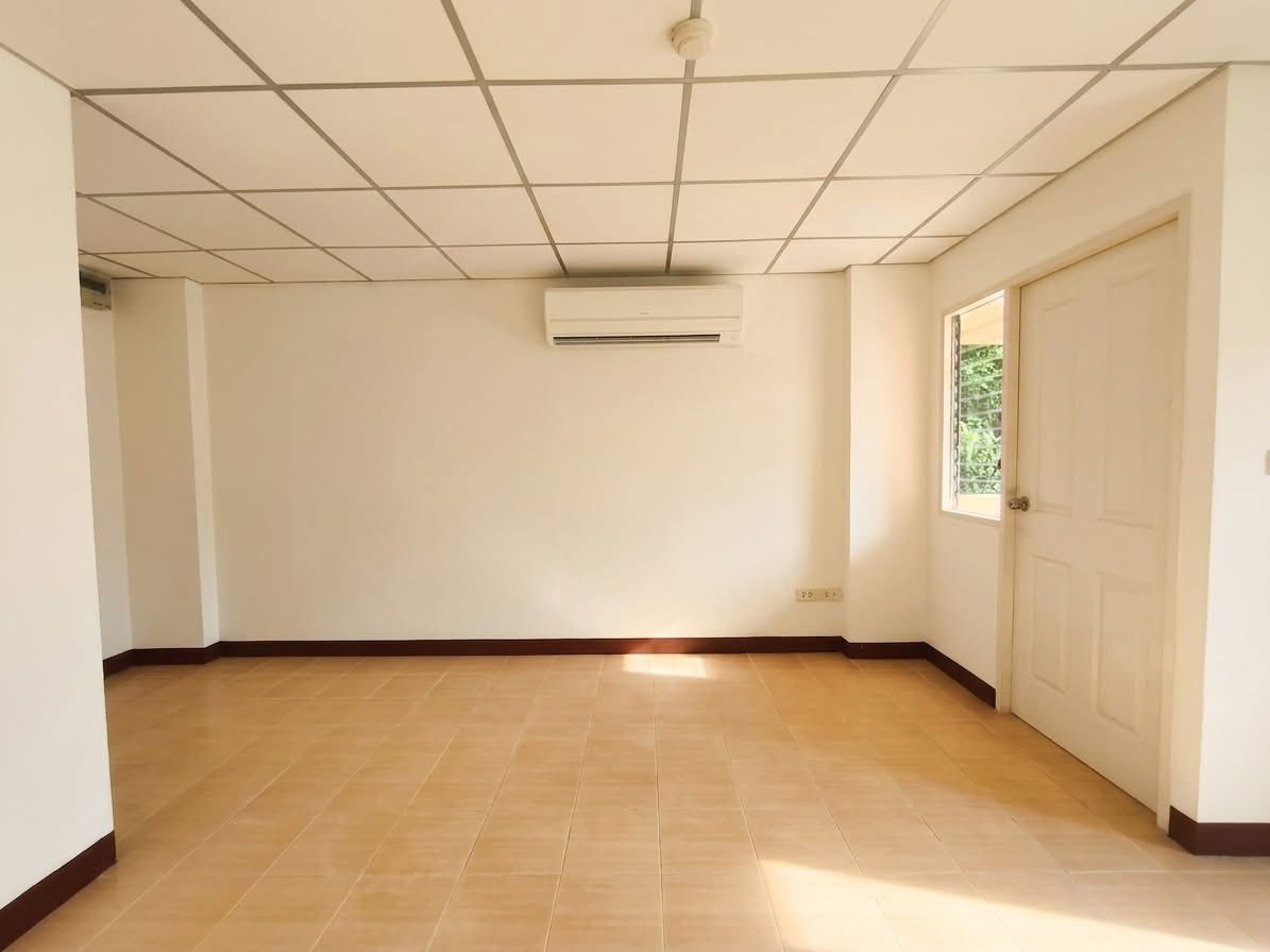 picture #SC12965 📌 Sale | 🟦🟨Piboon Condoville LLOYD Soonvijai-Thonglor 🟥🟩💬 𝑪𝒐𝒏𝒕𝒂𝒄𝒕 𝑳𝑰𝑵𝑬: @𝒔𝒆𝒄𝒓𝒆𝒕𝒑𝒓𝒐𝒑𝒆𝒓𝒕𝒚 🔥✨ - 1/11