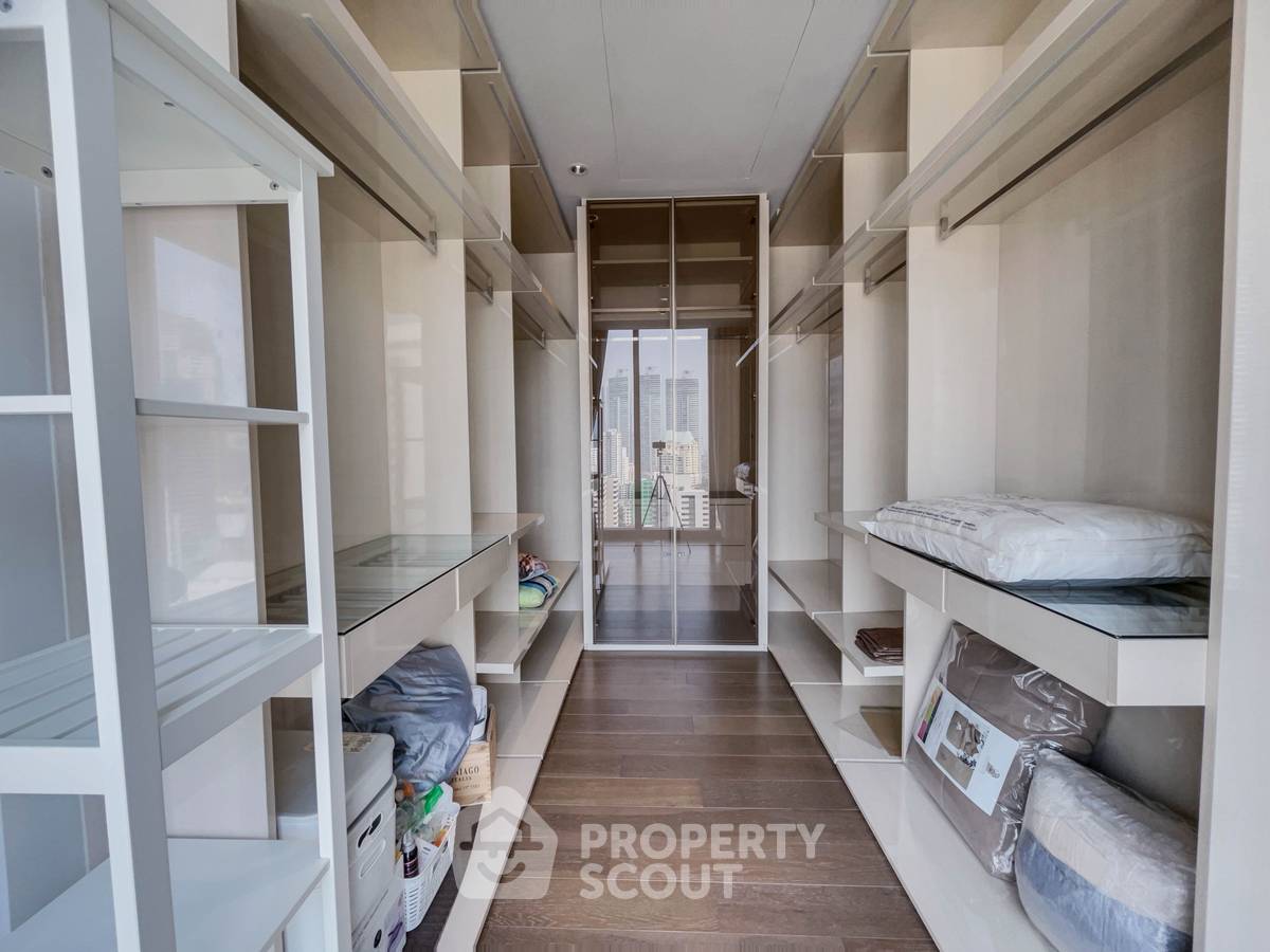 picture 3-BR Condo at KRAAM Sukhumvit 26 near BTS Phrom Phong (ID 1864907) - 16/30