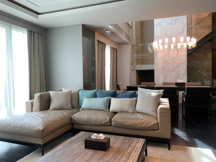 รูปภาพ FOR RENT ：The Crest Sukhumvit 24 🔥PRICE 🔥 200,000 BAHT/Month 🔥line :@190evxgl
