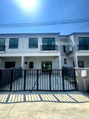 Townhouses for rent Bhakasa Industrial : Svs329 Townhome for rent, 2 floors, The Plant Sukhumvit - Bang Pu, near BTS Green Line.