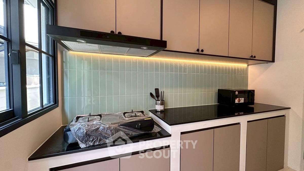 รูป บ้าน 4-ห้องนอน ที่ เซนโทร บางนา กม.7 ใน บางแก้ว (ID 2802499) - รูปที่ 10/29