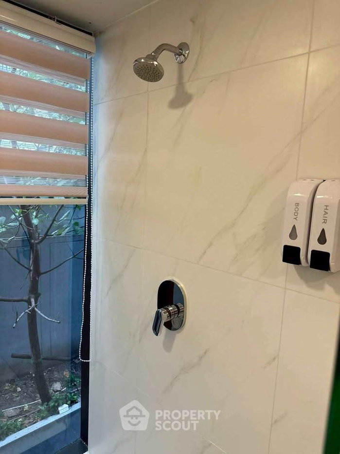picture 2-BR Condo at Walden Asoke near MRT Sukhumvit (ID 2799598) - 26/48