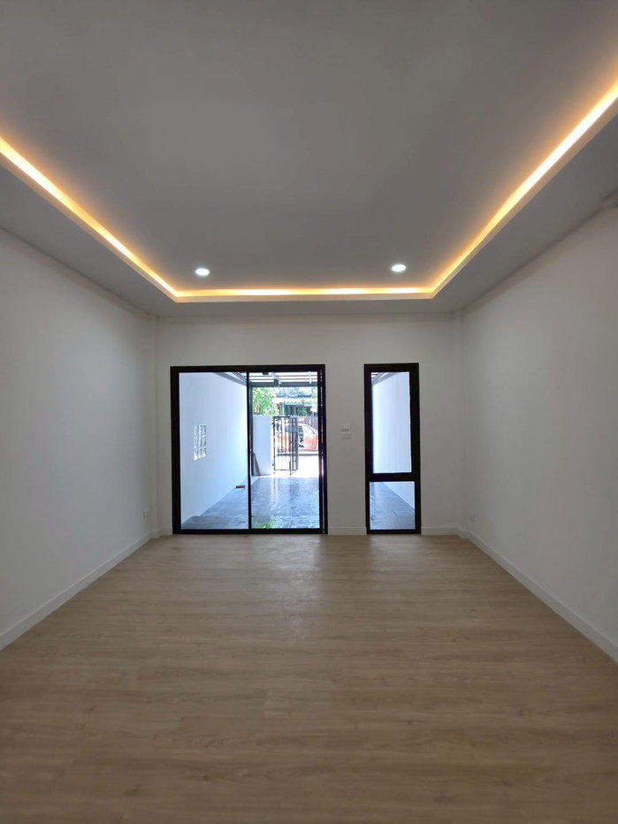 รูป หมู่บ้านตะวันนา ทาวน์เฮ้าส์ 2 ชั้น ตกแต่งใหม่ พร้อมอยู่ ซอยจตุโชติ 12 ใกล้ทางด่วนจตุโชติ สายไหม ออเงิน - รูปที่ 11/30