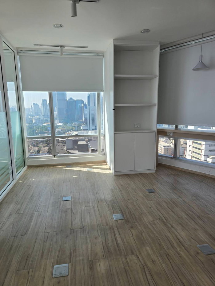 รูป WS7105 🏢✨ ให้เช่าสำนักงาน วิวสูง ชั้น 19 @ อาคารฟอรั่ม ทาวเวอร์ รัชดา ✨🏢ใกล้ MRT ศูนย์วัฒนธรรม ค่าเช่าเพียง 60,000 บาท/เดือน - รูปที่ 4/13