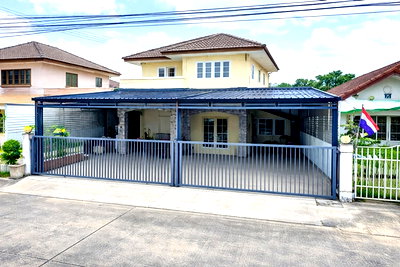 เช่าบ้านเดี่ยว คลองหลวง ปทุมธานี : ศูนย์การแพทย์และฟื้นฟูบึงยี่โถ 950ม. บ้านเดี่ยว 2 ชั้น 3นอน 2น้ำ 52 ตร.ว. 210 ตร.ม. ถ.รังสิต-นครนายก ตลาดเมืองใหม่คลอง 4 700 ม.