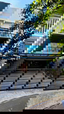 บ้านเดี่ยวให้เช่า : ✨ให้เช่า Town House  เนอวานา ดีฟายน์ กรุงเทพกรีฑา ✨LineID: @Propvel (มี@ ข้างหน้า)✨