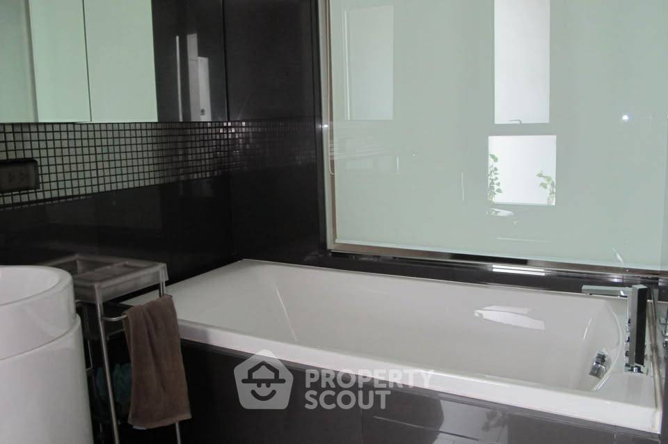 picture 2-BR Condo at Rhythm Sukhumvit 50 near BTS On Nut (ID 2798902) - 7/18