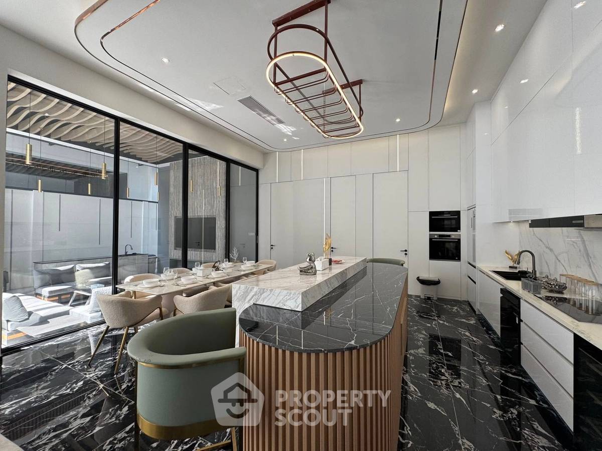 รูป บ้าน 6-ห้องนอน ใกล้ เมืองพัทยา (ID 2799991) - รูปที่ 8/27