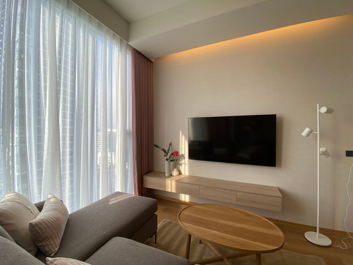 picture For Rent : Siamese Exclusive Sukhumvit 42 (2bed) 52.75 sq.m. 45,000 THB Tel. 0924235675 Cate - 11/11