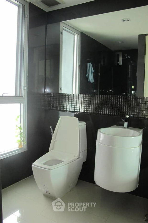 picture 2-BR Condo at Rhythm Sukhumvit 50 near BTS On Nut (ID 2798902) - 12/18