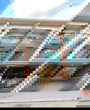 🔥🔥 ให้เช่า 40,000 บาท | ทาวน์โฮมโมเดิร์น ใกล้ MRT ทำเลดีมาก! 🔥🔥 ทักด่วนนะคะไปเร็วมาก  📍 Town Avenue ศรีนครินทร์ 