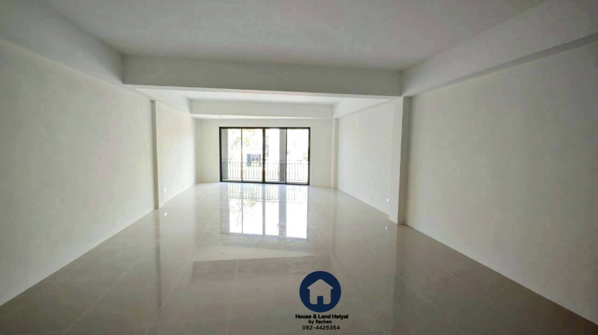 รูป ขาย ทาวน์โฮม 3 ชั้น ใจกลางเมืองหาดใหญ่ เนื้อที่ 26.3 ตร.วา เหมาะทำ home Office, คาเฟ่ ขาย 12.9 ล้านบาท - รูปที่ 10/26