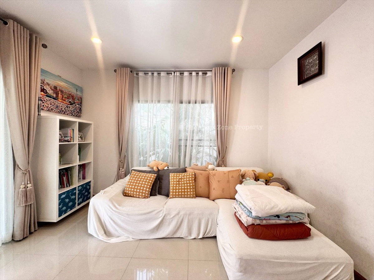 รูป ขายบ้านแฝด ม.ไลฟ์อินเดอะการ์เด้นท์ สวนเสือ ศรีราชา - รูปที่ 20/35