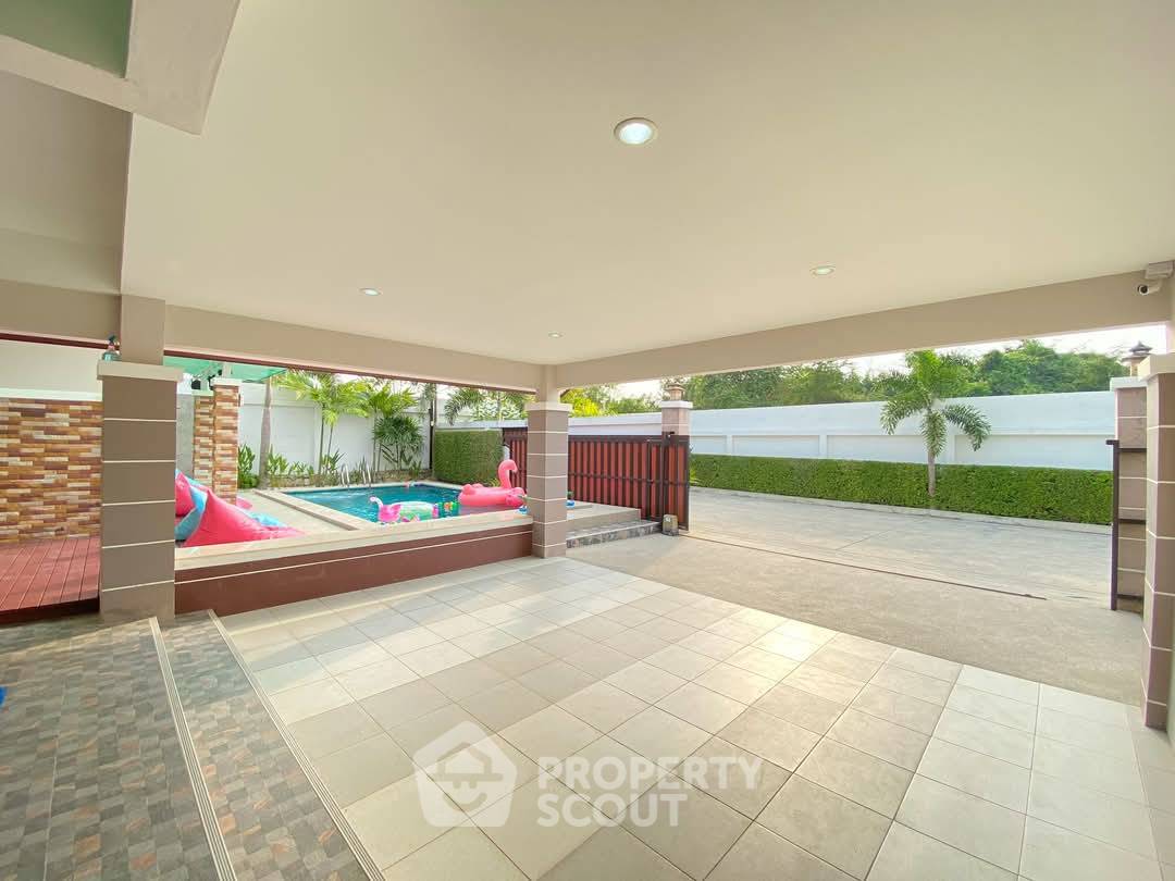 picture 4-BR Villa at Dee Place close to Pattaya (ID 2103625) - 4/20