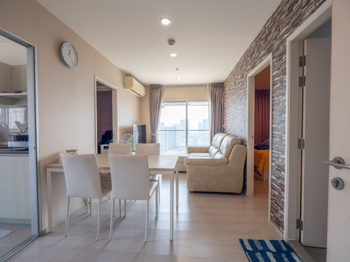 รูป ขายห้องคอนโดราคาดีที่สุด ห้องมุม ชั้นสูงมาก ชั้น 23 ขนาด 45.6 ตรม. แบบ 2 ห้อนนอน คอนโด แอสปาย สาทร-ตากสิน ทิมเบอร์ โซน - รูปที่ 3/49