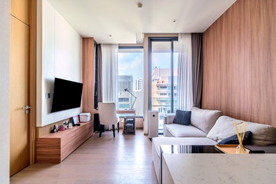 ขายคอนโด : 1BR 46.5sq.m. Fully furnished The Esse Asoke Fl. 28 45,000 บาท/เดือน