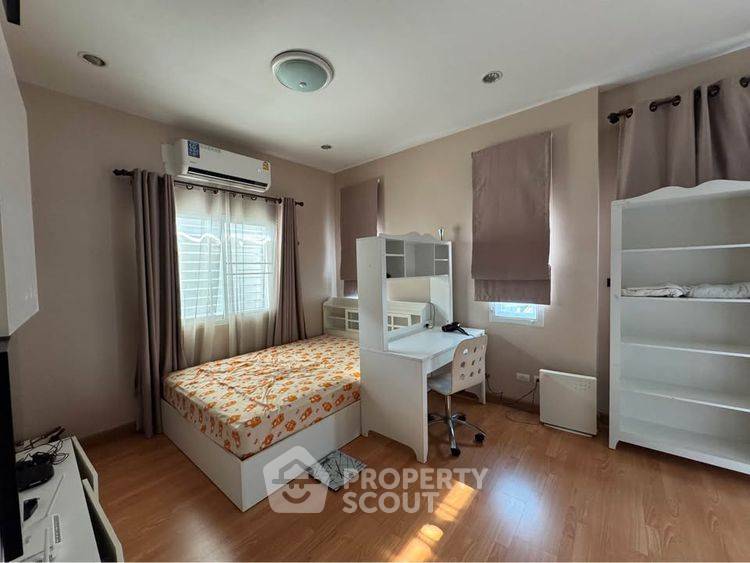 รูป บ้าน 3-ห้องนอน ใกล้ Payap University Chiang Mai (ID 2803528) - รูปที่ 8/9