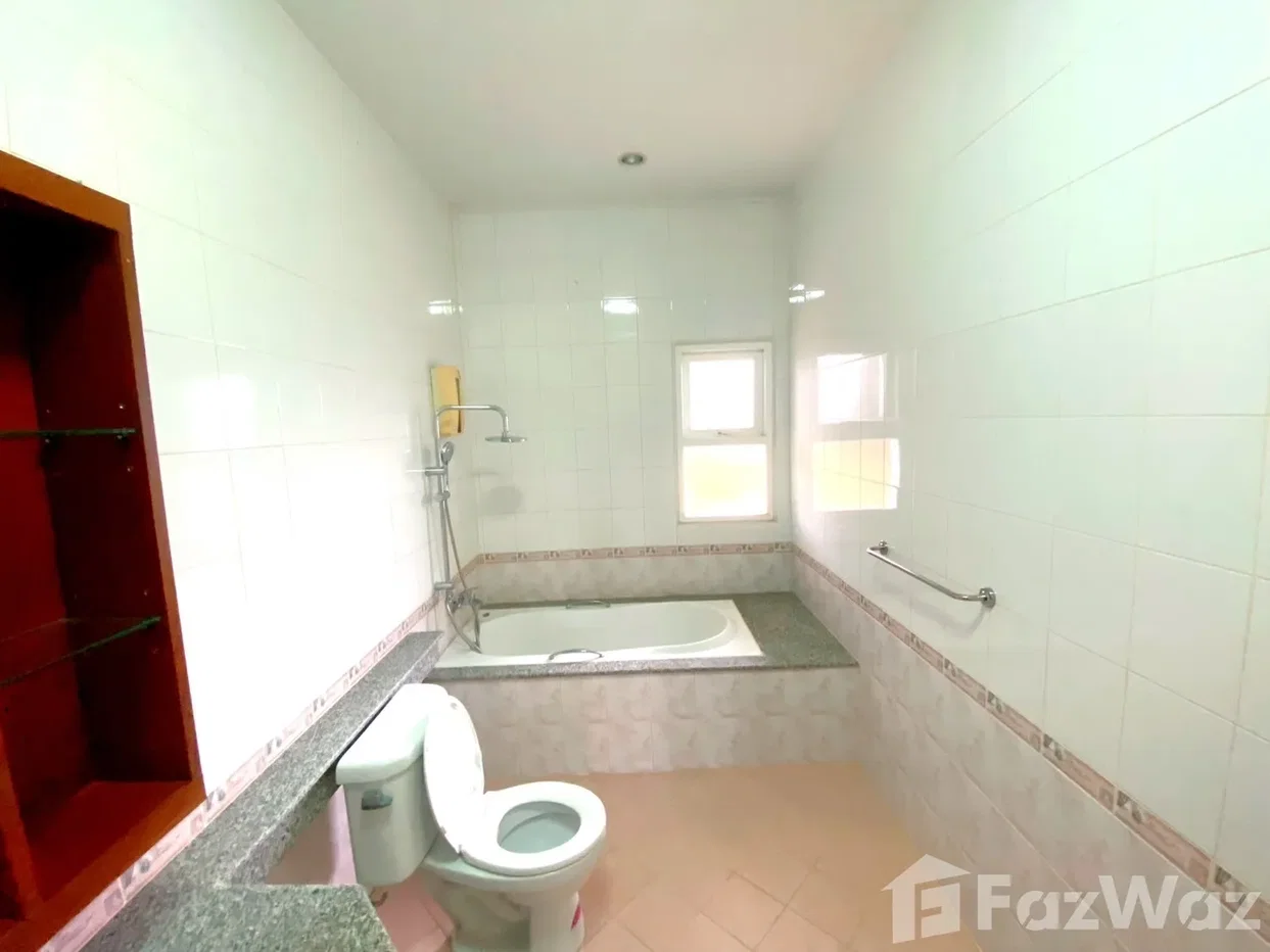 รูป วิลล่าให้เช่า 3 ห้องนอน ใน ห้วยใหญ่, ชลบุรี 73120 - รูปที่ 34/35