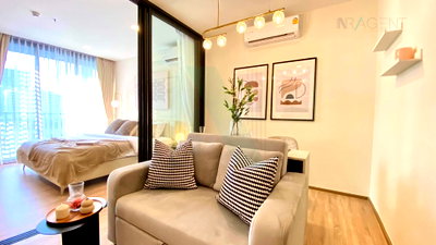 Condos for rent : 📣Nice room!📣 For Rent Condo XT PHAYATHAI Building A, Floor 10,1 bed room, Room size 42.00 sqm