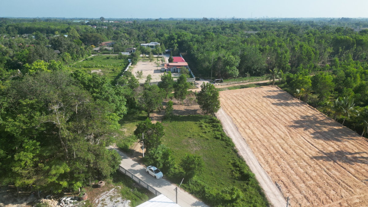 รูป ขายที่ดินผ่อนได้ ราคาถูก จ.ระยอง เนื้อที่ 100 ตรว. ราคา 850,000 บาท (ใช้แค่บัตรประชาชน 1 ใบเท่านั้น)  - รูปที่ 6/7