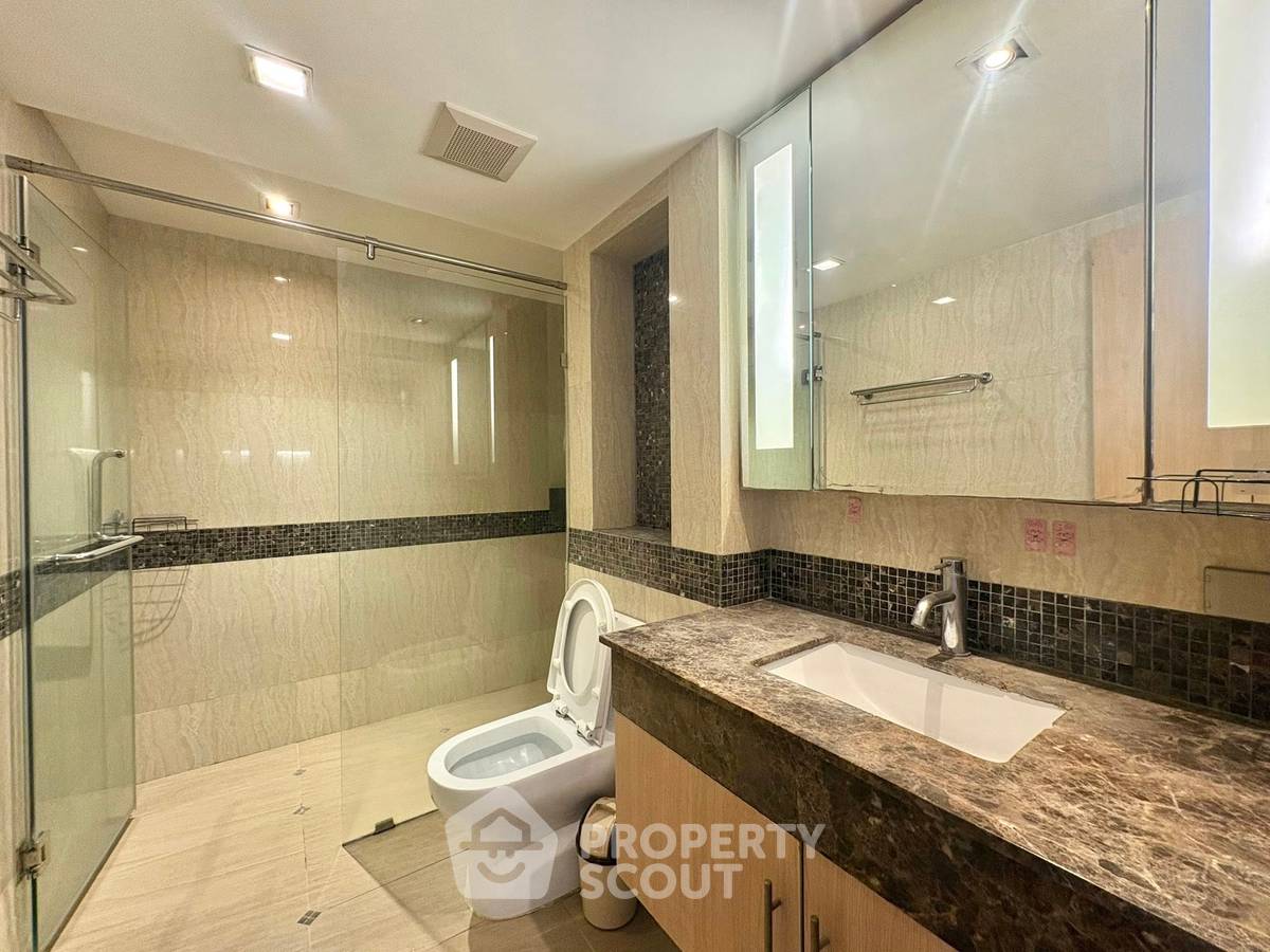 picture Studio Condo at Sea Saran Condominium close to Bangsaray (ID 2796946) - 11/12