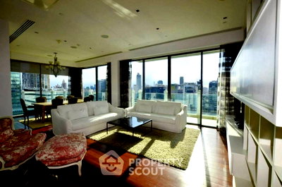 Condos for rent : 3-BR Condo 404 Sqm Le Raffine Jambu Dvipa Sukhumvit 39 Near BTS Phrom Phong (ID 2803159)