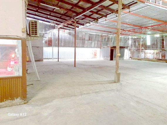 รูป รถสิบล้อได้ แยกหนองแขม เลียบคลองภาษีเจริญฝั่งใต้ ถูกที่สุดในโลก ตรมละ 35 บาท ให้เช่าโกดัง 900ตร.ม. 4นอน 3น้ำ - รูปที่ 8/8