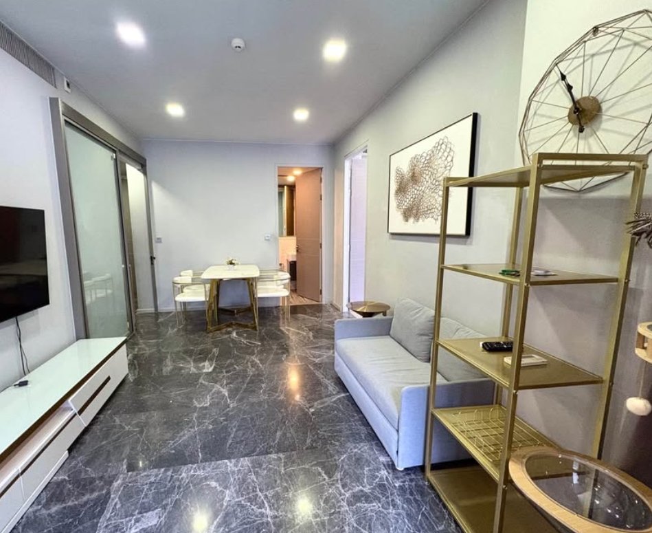 รูป Luxury Condo for Rent Phrom Phong | City Lifestyle Luxury | Near BTS Phrom Phong | 75,000 THB/Month | คอนโดหรูให้เช่า พร้อมพงษ์ ไลฟ์สไตล์เมือง หรูหรา ใกล้ BTS พร้อมพงษ์ 75,000 บาท/เดือน – LTHC14985 - รูปที่ 2/5