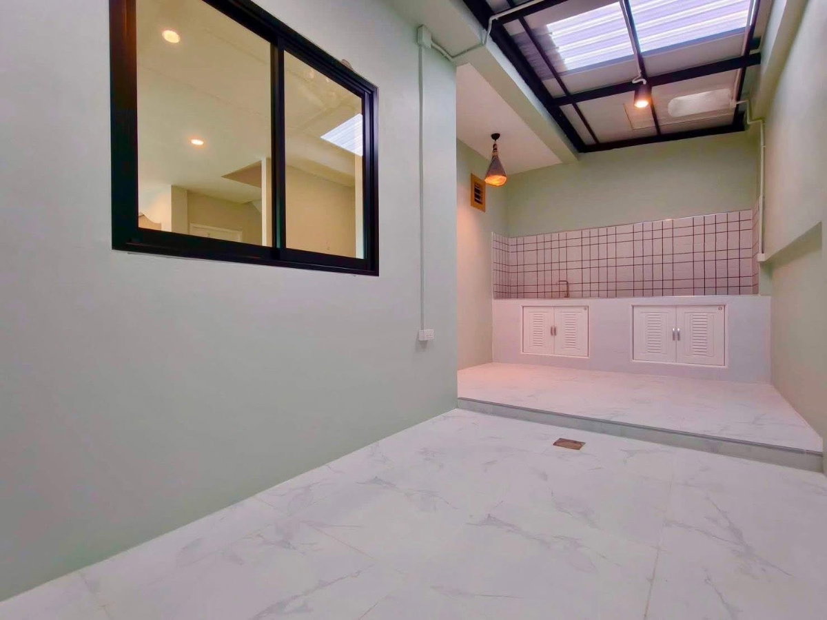 รูป ขายทาวน์เฮาส์อักษรา บางบัวทอง หลังมุม 32 ตร.ว. ใกล้ MRT แยกบางพลู แต่งใหม่ ฟรีโอน - รูปที่ 10/16