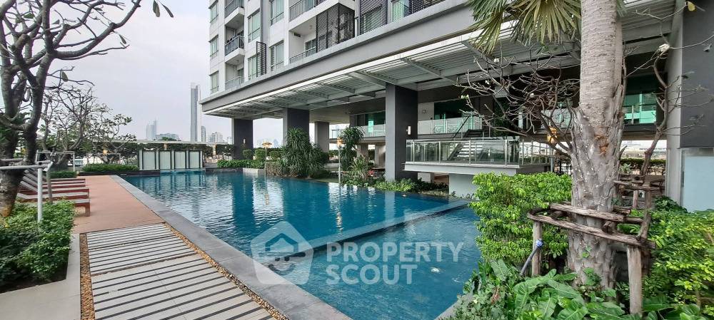 รูป คอนโด 1-ห้องนอน ที่ เดอะ รูม สาทร-ตากสิน ใกล้ BTS โพธิ์นิมิตร (ID 1372822) - รูปที่ 3/8