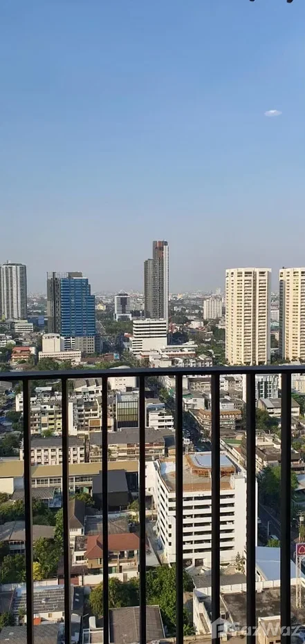 picture . 1742164 - 6/11