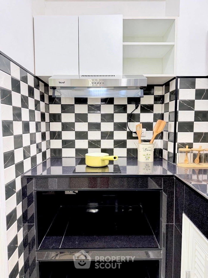 รูป คอนโด 1-ห้องนอน ที่ ลุมพินี วิลล์ นาเกลือ-วงศ์อมาตย์ ใกล้ ชายหาดนาเกลือ (ID 2778786) - รูปที่ 9/15