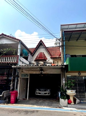 เช่าทาวน์โฮม นนทบุรี : ✨ให้เช่า ทาวน์เฮ้าส์ หมู่บ้านรัตนาธิเบศร์ อยู่หลังเซ็นทรัลเวสเกต มี 2 ชั้น 20 ตรว. 2นอน 2น้ำ เดินทางสะดวกมาก 12,000 บาท 🏡💖