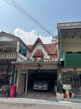 ✨ให้เช่า ทาวน์เฮ้าส์ หมู่บ้านรัตนาธิเบศร์ อยู่หลังเซ็นทรัลเวสเกต มี 2 ชั้น 20 ตรว. 2นอน 2น้ำ เดินทางสะดวกมาก 12,000 บาท 🏡💖