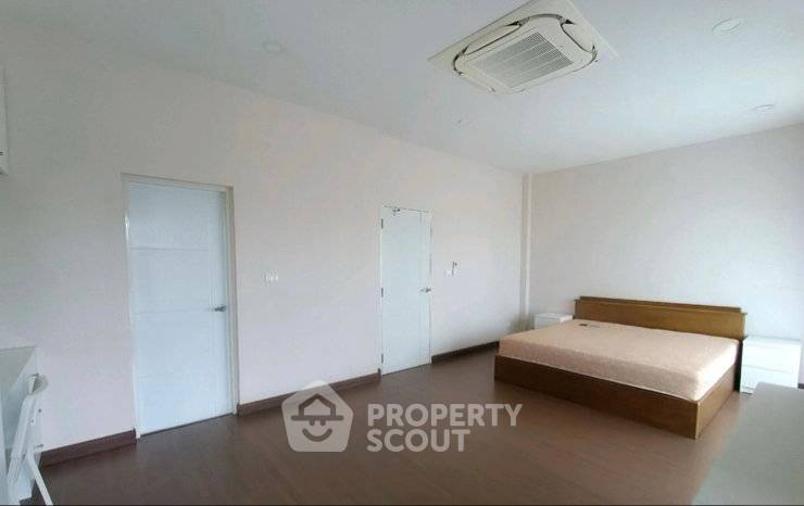 รูป บ้าน 5-ห้องนอน ที่ เดอะ ซิตี้ บางนา-กม.7 ใน บางแก้ว (ID 2803524) - รูปที่ 31/57