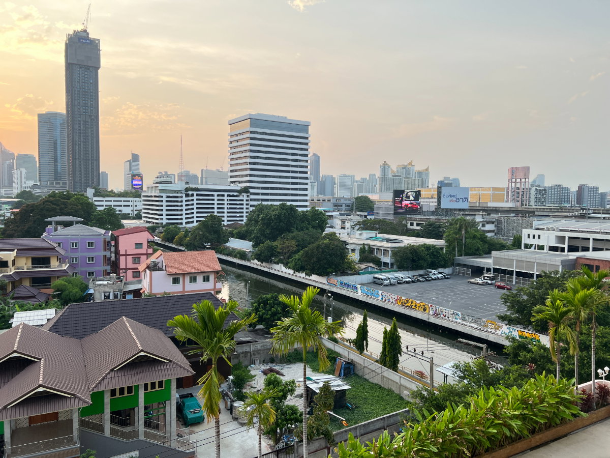 รูป ให้เช่าคอนโด JC Tower ทองหล่อ 25 ห้องมุม 65 ตร.ม. 1 นอน 1 น้ำ วิวสระว่ายน้ำ ใกล้ BTS ทองหล่อ พร้อมอยู่ - รูปที่ 30/40
