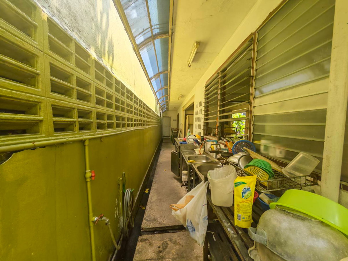 รูป ขายบ้านเดี่ยวซอยปรีดี26 ใกล้ถนนใหญ่ ซอยพัฒนเวศม์3 เดินทางสะดวก ใกล้โรงเรียนอินเตอร์และแหล่งไลฟ์สไตล์ ตอบไว0649742441 - รูปที่ 17/33