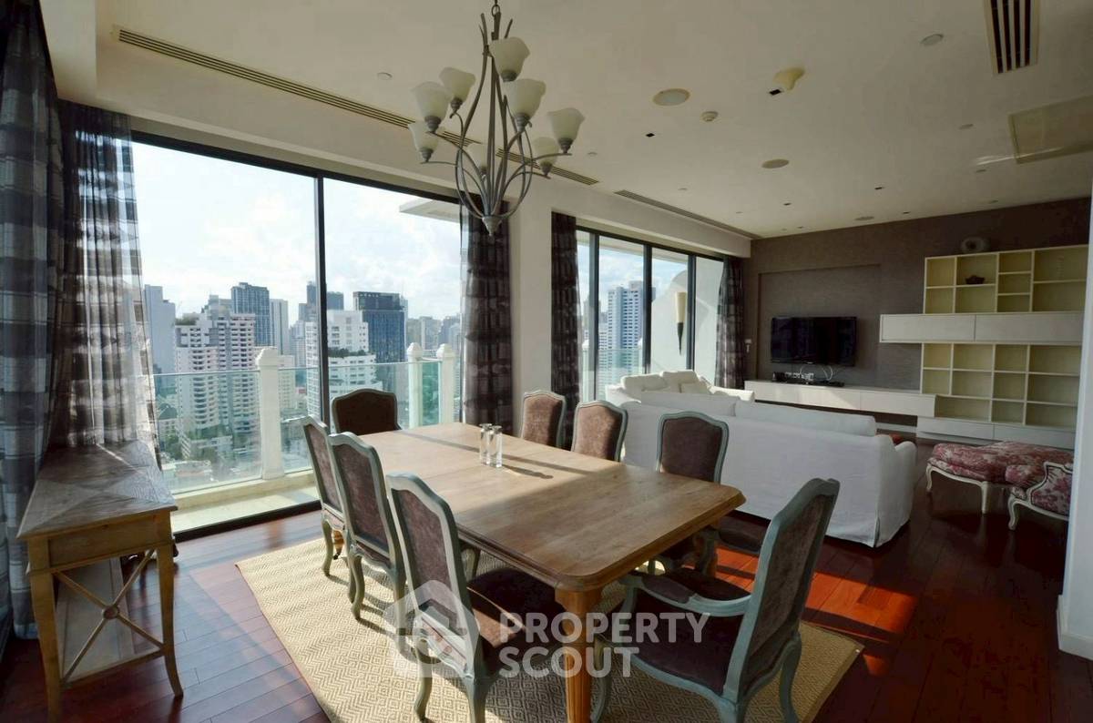 picture 3-BR Condo 404 Sqm Le Raffine Jambu Dvipa Sukhumvit 39 Near BTS Phrom Phong (ID 2803159) - 4/11