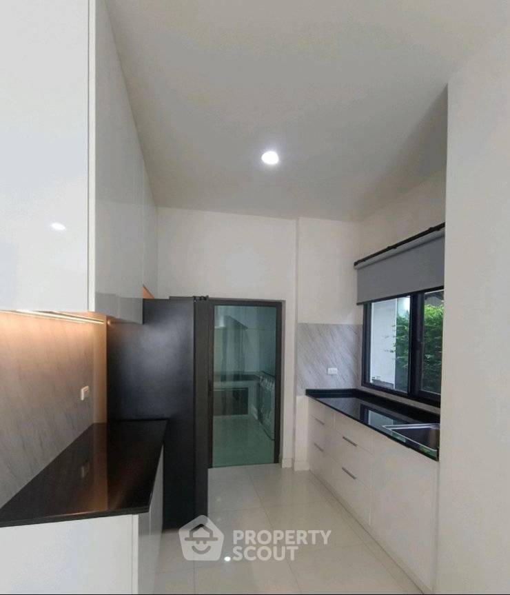 รูป บ้าน 5-ห้องนอน ที่ เดอะ ซิตี้ บางนา-กม.7 ใน บางแก้ว (ID 2803524) - รูปที่ 20/57