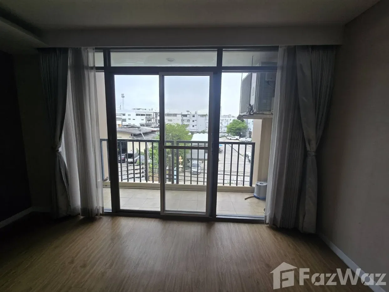 รูป คอนโดให้เช่า 3 ห้องนอน ในโครงการ ไซมิส นางลิ้นจี่ 6175327 - รูปที่ 1/13