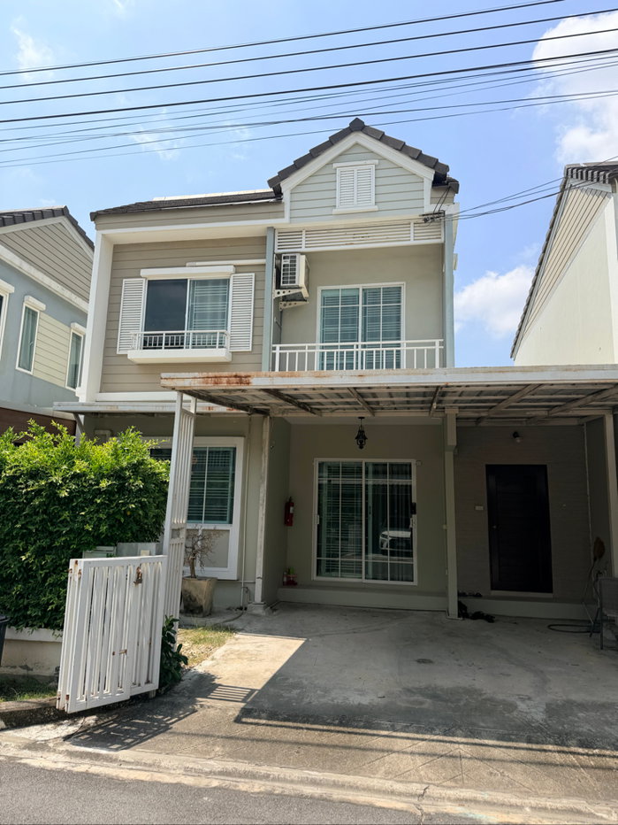 รูป ขายด่วน ทาวน์โฮม 3 ห้องนอน 2 ห้องน้ำ ใกล้เมกาบางนา สนามบิน - รูปที่ 1/10